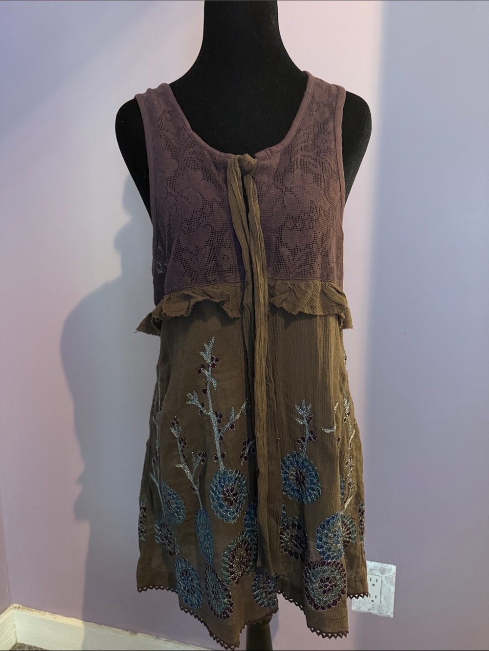 Free People Mauve Lace & Brown Embroidered Tie-Front Tunic size 12